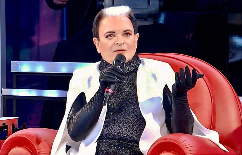 Cristiano Malgioglio sul serale di Amici 23: “Scegliere tra due performance è difficile, ma io come giudice sono molto schietto perché…” preview