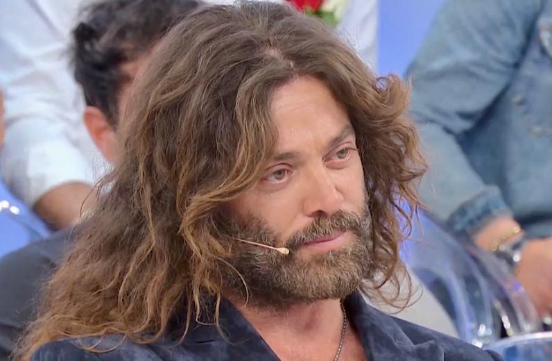 Uomini e Donne, Ernesto Russo racconta l’esatto momento in cui ha capito che Ida Platano non era la donna per lui (e c’entra Mario Cusitore) preview