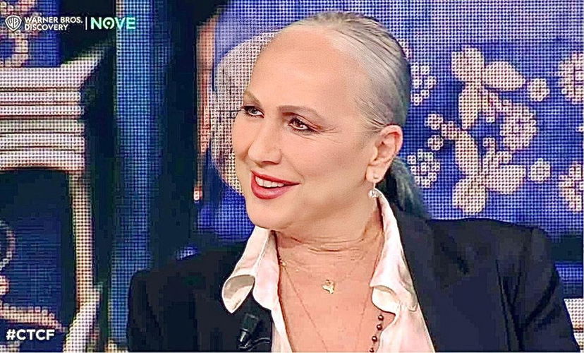 Amici 23, Alessandra Celentano confessa: “Ballando con le Stelle? Lo vedo sempre!”. E svela cosa ne pensa di Simona Ventura preview