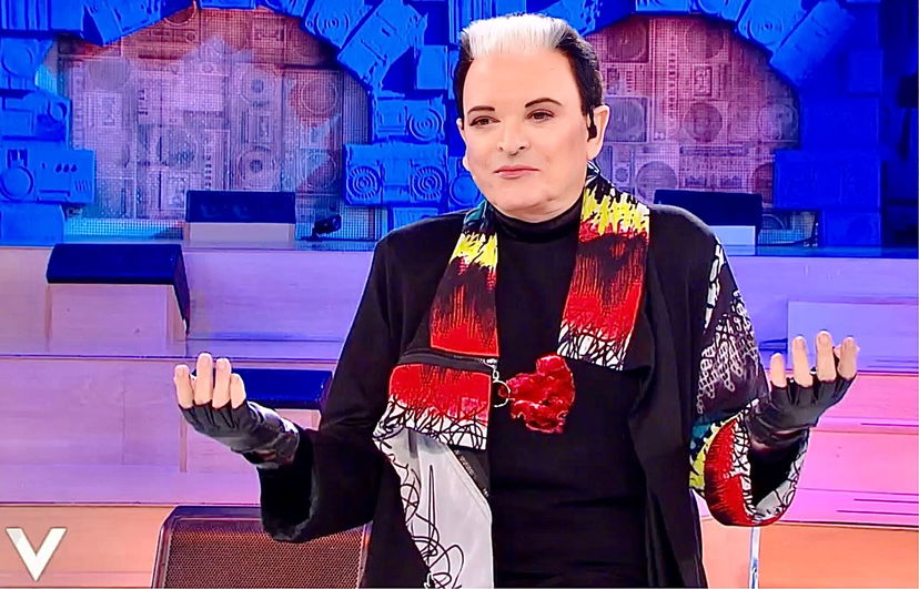 Verissimo, Cristiano Malgioglio confessa: “Ho dedicato una canzone d’amore a Cristiano Ronaldo. Lui non lo sa ancora, chissà cosa penserà di…” preview