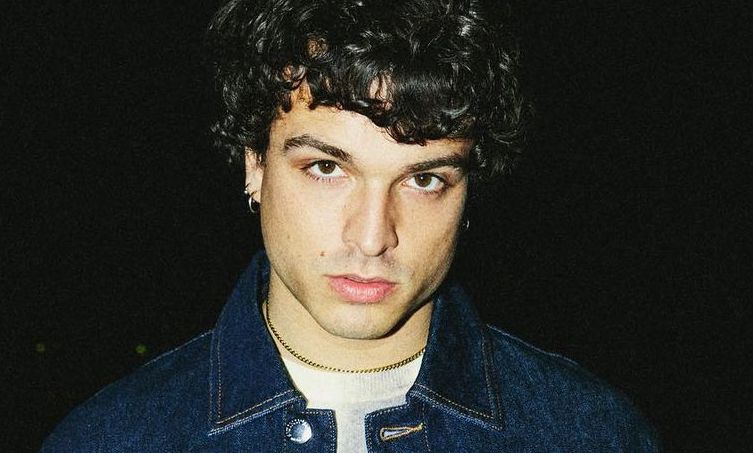 Leo Gassmann innamorato: la nuova fidanzata è una star internazionale (Foto) preview