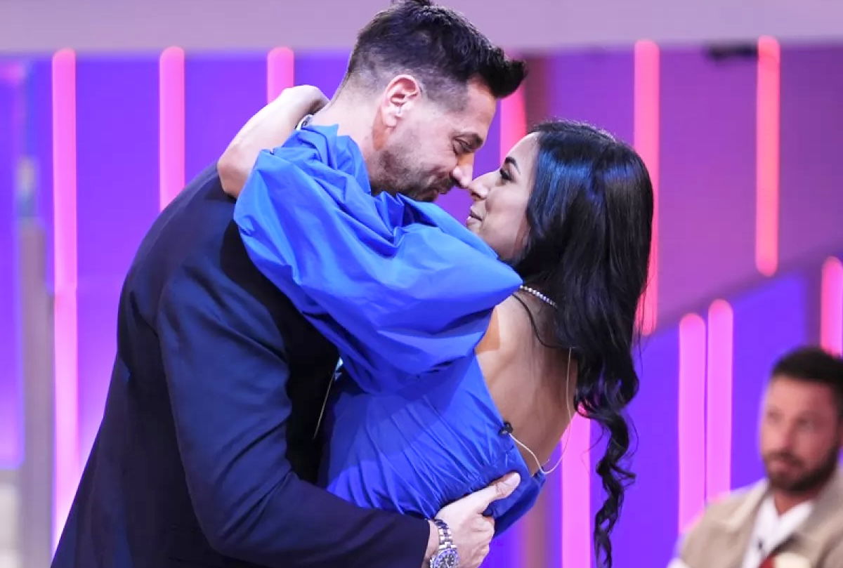 Uomini e Donne, crisi rientrata tra Asmaa Fares e Cristiano Lo Zupone? “Errare è umano, ma farò di tutto affinché…” article-post