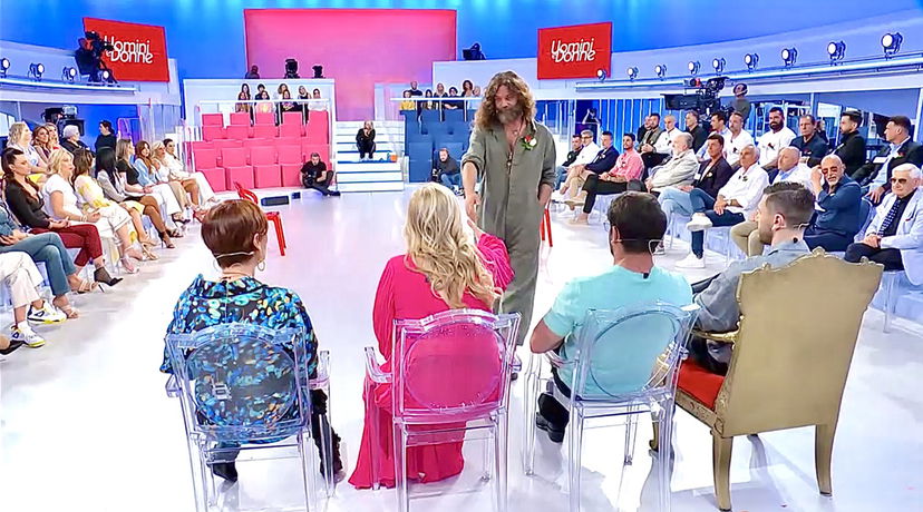 Uomini e Donne: l’opinione di Chia sulla puntata del 20/05/24 preview