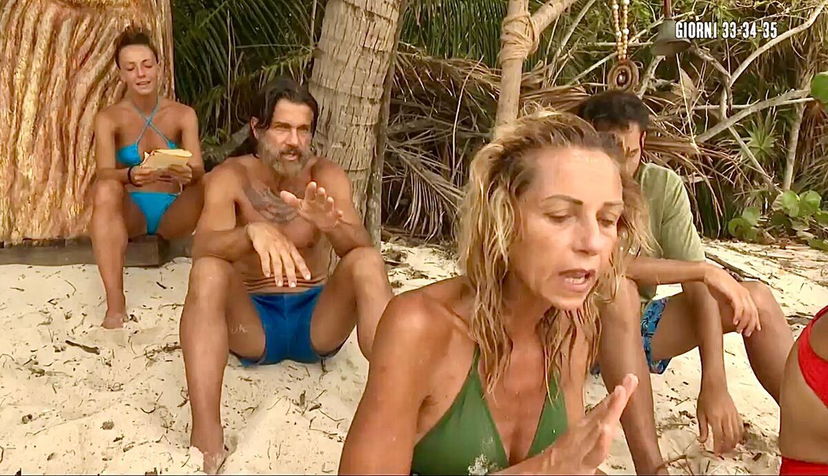 Isola 18, Valentina Vezzali infrange le regole e Edoardo Stoppa sbotta: “Hai fatto una ca**ata!” preview