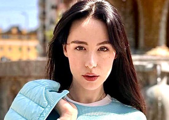 Aurora Ramazzotti dopo le voci di un allontanamento da Tommaso Zorzi risponde ad una domanda sull’amicizia e afferma che… article-post