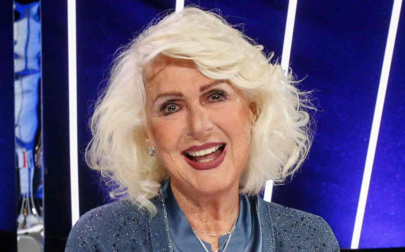 Tale e Quale Show, dopo 12 edizioni Loretta Goggi lascia la giuria e spiega le motivazioni preview