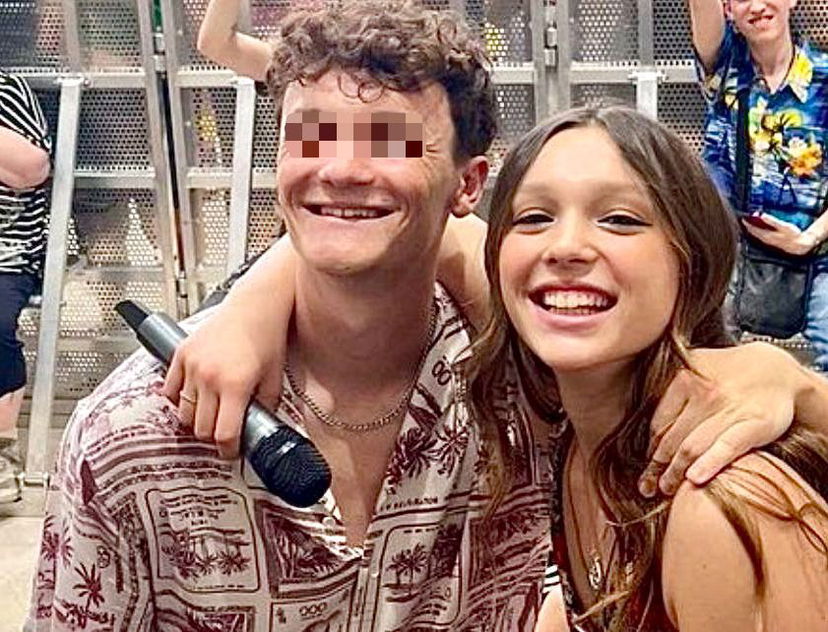 Sarah Toscano, l’ex dama di Uomini e Donne Pinuccia Della Giovanna in prima fila al suo instore preview