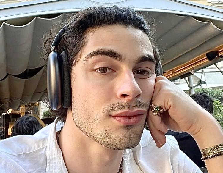 Grande Fratello, Vittorio Menozzi fa una rivelazione inaspettata: “Dovevo fare i casting ad Amici poi però…” preview