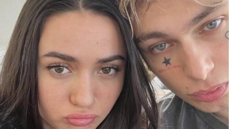 Amici 23, Ayle dopo essersi lasciato con Lucia Ferrari è tornato con l’ex fidanzata (Foto)