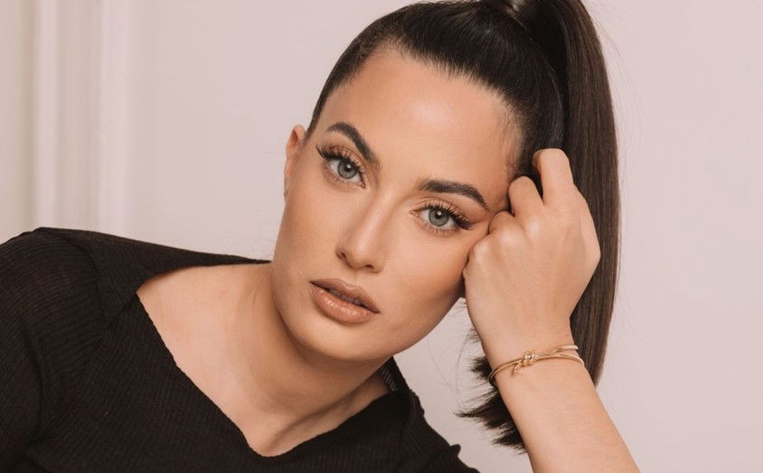 Giulia Valentina, ecco chi è il fidanzato dal quale aspetta il suo primo figlio e la romantica storia del loro incontro article-post