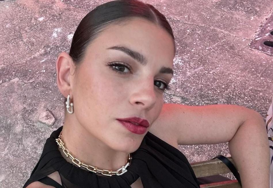 Emma Marrone, un hater attacca: “Pensa a cantare e non rompere i c*gli*ni sull’omofobia!”. Lei sbotta: “Pagliaccio ignorante” article-post