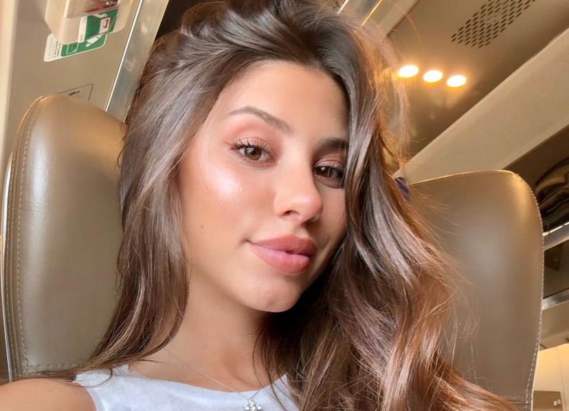 Uomini e Donne, Angela Nasti “ufficializza” la relazione col fidanzato calciatore (Foto) preview