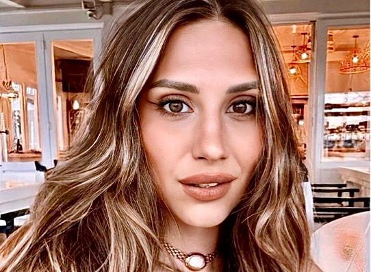 Uomini e Donne, Beatrice Valli di nuovo in dolce attesa? Lei smentisce: “Non sono incinta e mi dispiace che…” preview