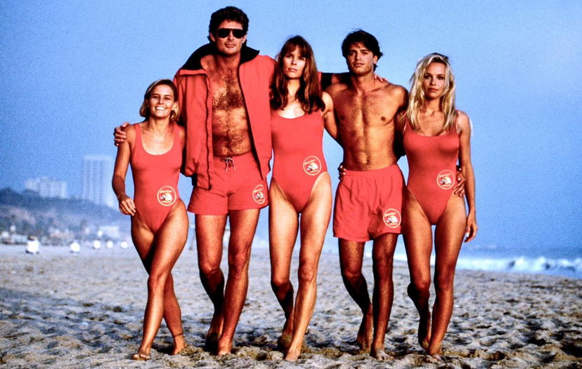 Baywatch, Nicole Eggert sta lottando contro un tumore al seno: “Le chemio hanno funzionato!” preview