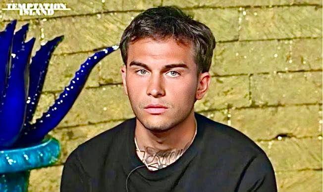 Temptation Island 11, “hai mai provato a gestire meglio la tua rabbia?”: la bella risposta di Raul Dumitras