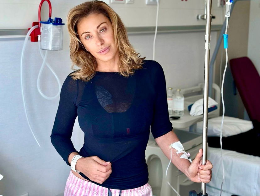 Sabrina Salerno in sala operatoria per un tumore al seno: “Mesi di paura e ansia, a luglio ho fatto una mammografia e…” preview