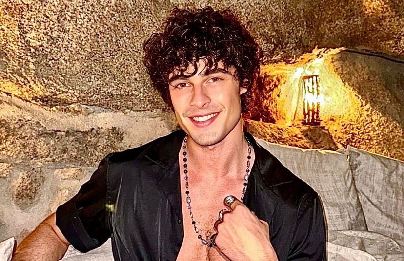 Grande Fratello, flirt in corso tra Vittorio Menozzi e la figlia di Vittorio Sgarbi? Gli indizi social preview