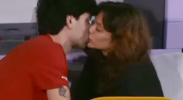 Amici 24, è amore tra Trigno e Chiara: scatta il bacio (Video)