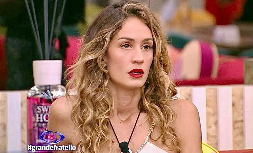 Grande Fratello, Helena Prestes è “fidanzatissima”? Alberto De Pisis la sbugiarda (e lei nella notte conferma tutto!) preview