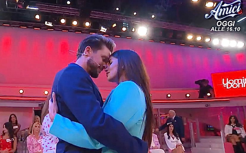 Uomini e Donne: l’opinione di Isa sulla puntata del 2/10/24 preview