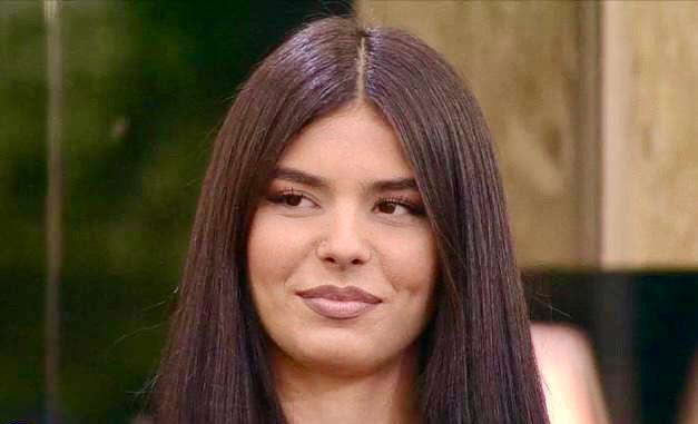 Temptation Island 12, ex tentatore sgancia la bomba su Federica Petagna: “Ci siamo frequentati, Stefano non ne sapeva niente” preview