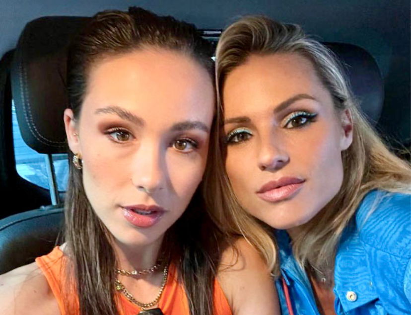 Michelle Hunziker e Aurora Ramazzotti fanno un tatuaggio insieme: cosa hanno tatuato e qual è il significato preview