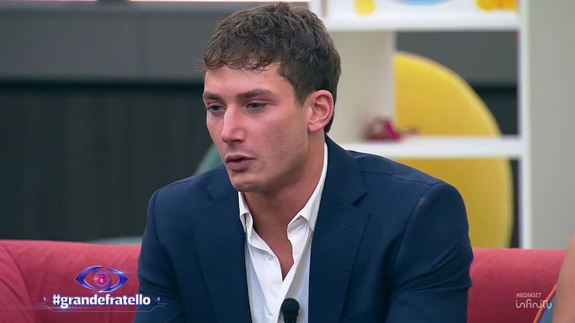 Grande Fratello, Tommaso torna dalla Spagna e viola ripetutamente il regolamento: ecco cosa ha fatto preview