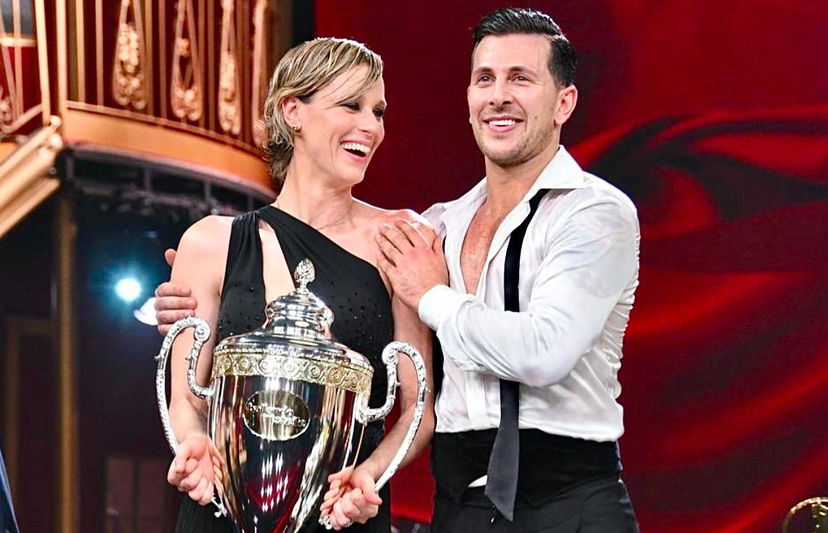 Federica Pellegrini dopo il secondo posto a Ballando con le Stelle 19: “Non avevo nessuna possibilità di battere Bianca Guaccero, però…” preview