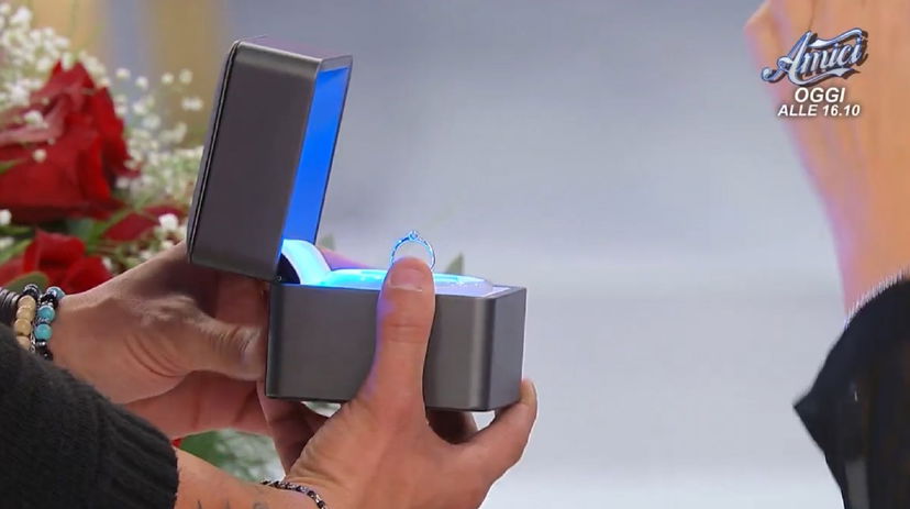 Uomini e Donne: l’opinione di Isa sulla puntata del 9/12/24 preview