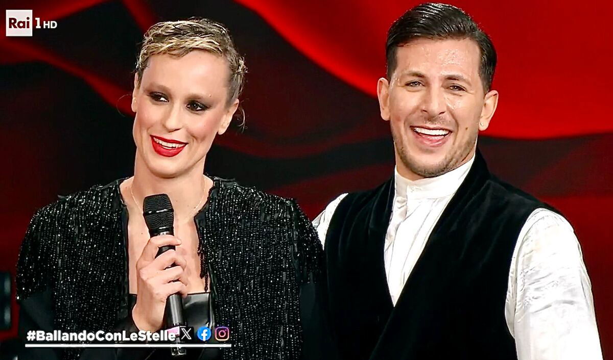 Ballando con le Stelle 19, decima puntata: ripescato Paolantoni, nuovo scontro tra Lucarelli e Bruganelli, Mariotto abbandona improvvisamente lo studio article-post