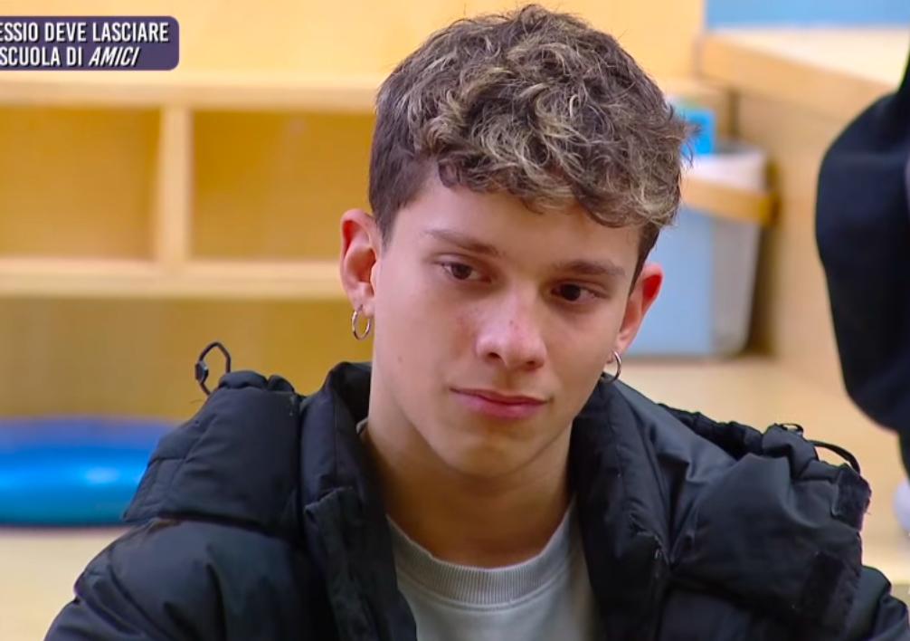 Amici 24, Alessio Di Ponzio deve lasciare la scuola: “La cosa peggiore che mi poteva capitare!” article-post