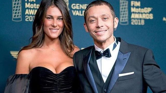 Valentino Rossi e Francesca Sofia Novello sono diventati genitori per la seconda volta: l’annuncio e il nome della piccola article-post