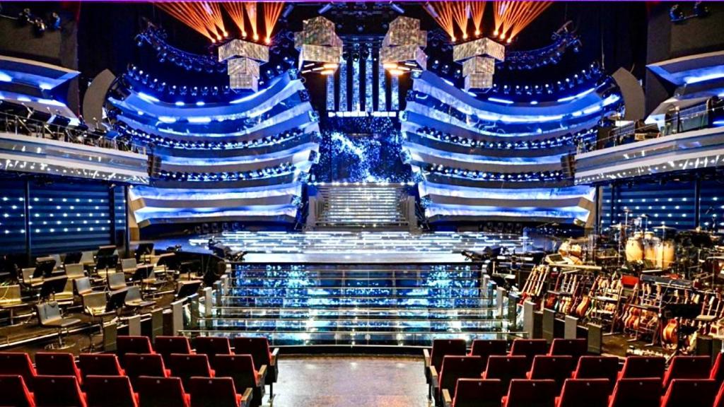 Sanremo 2025, svelata la scenografia del Festival: la prima foto ufficiale