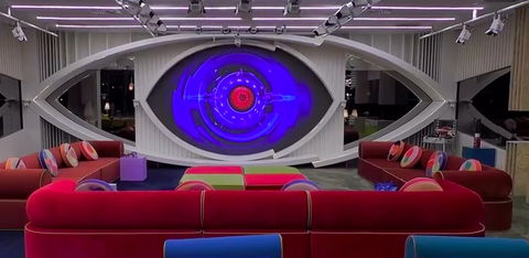 Grande Fratello, storico ex concorrente espulso per bestemmia: “Abbandonai la Casa in un silenzio irreale, c’era solo il rumore degli scatti dei fotografi” preview