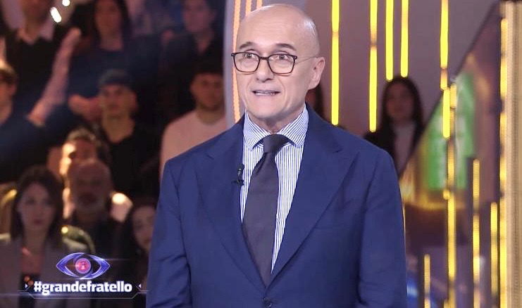 Grande Fratello, tonfo clamoroso per la trentunesima puntata che sprofonda al dato più basso di sempre: gli ascolti article-post