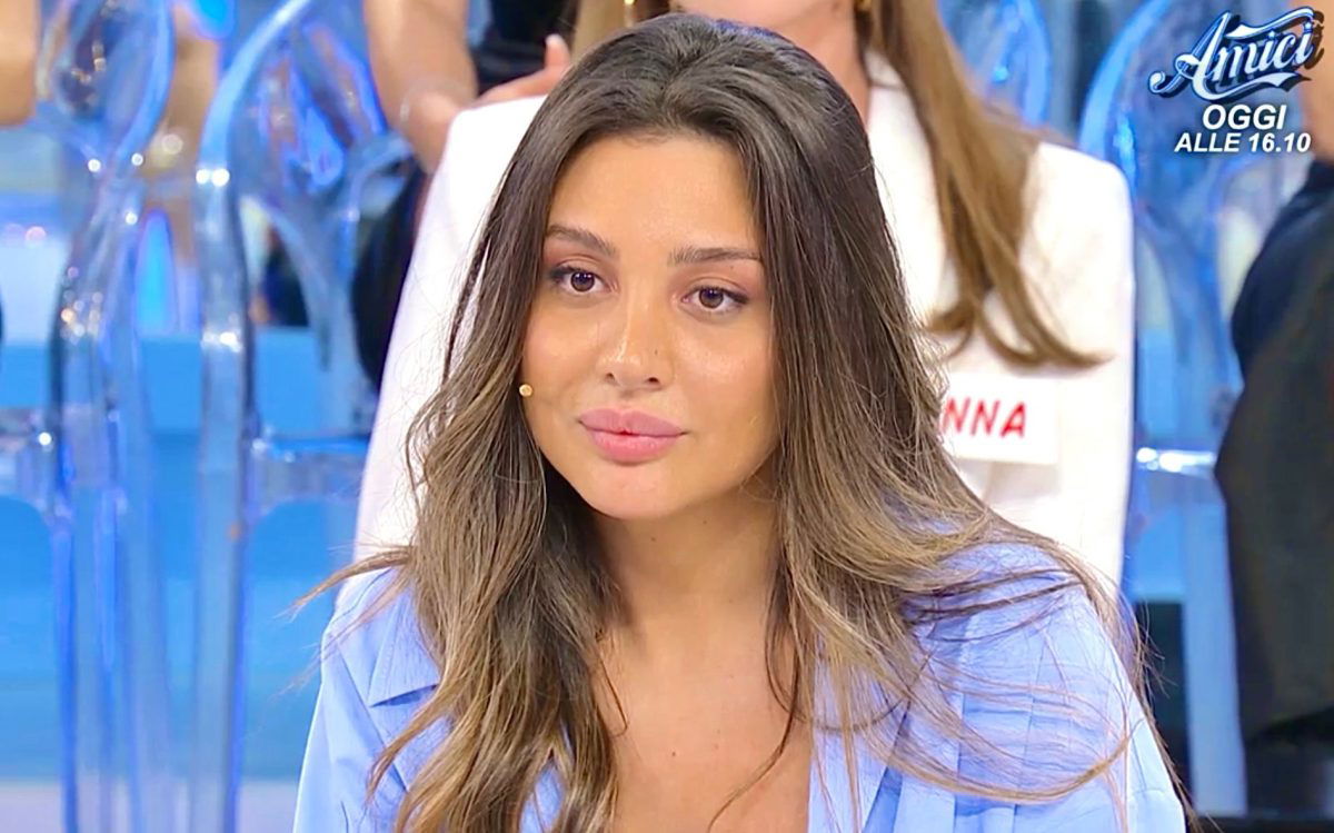 Uomini e Donne, ecco com’era Cristina Ferrara prima dei ritocchini estetici (Foto) article-post