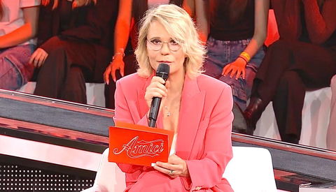 Amici 25, ufficializzati i nomi dei 4 giudici del serale: ecco chi sono preview