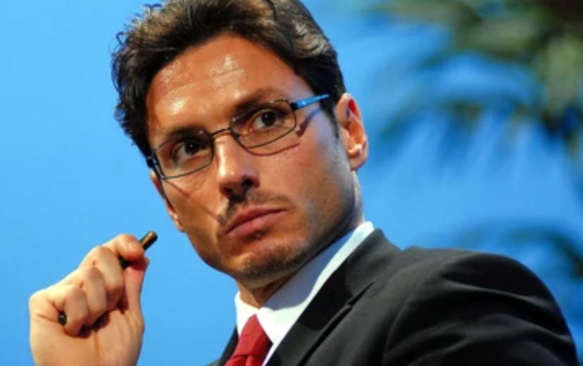 Pier Silvio Berlusconi ricorda il padre a due anni dalla scomparsa: “Amava profondamente Mediaset e i suoi dipendenti” preview