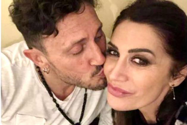 Uomini e Donne, Barbara De Santi e Ruggiero raccontano la prima notte insieme e svelano che è stata un incubo perché… article-post