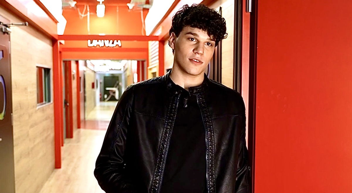 Amici 24, le prime parole di Nicolò Filippucci dopo l’eliminazione dal talent article-post