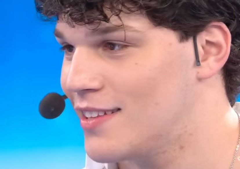 Amici 24, ottava puntata: eliminato Nicolò preview