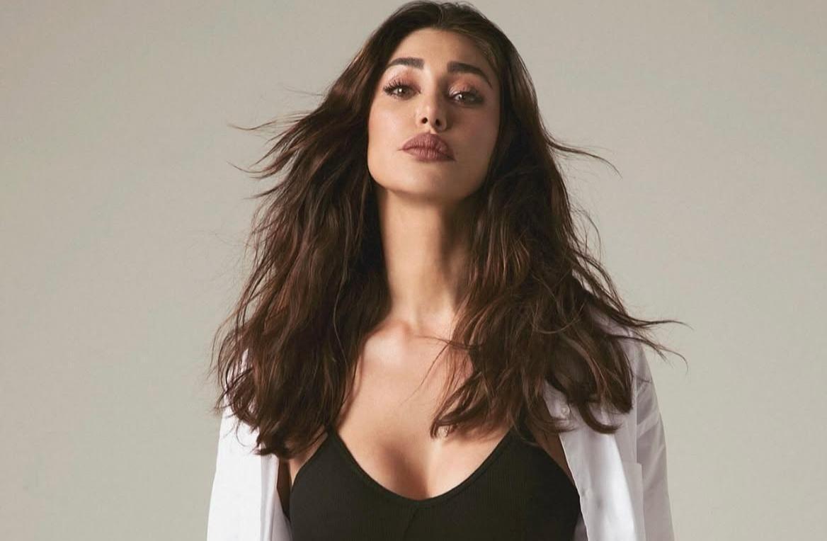 Belen Rodriguez paparazzata con uno dei suoi ex fidanzati: ritorno di fiamma? article-post