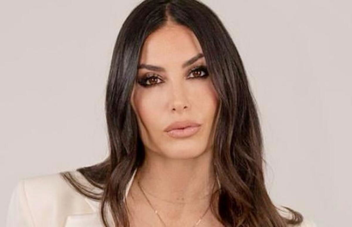 Elisabetta Gregoraci svela un retroscena su Flavio Briatore: “Mentre dormiva ho preso il suo dito, ho sbloccato il suo cellulare e…” article-post