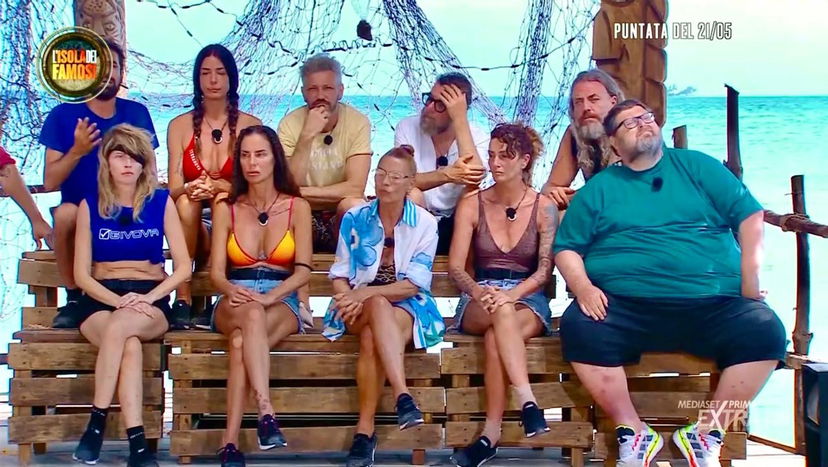 Isola 19, “situazione tesa” in Honduras: altri due naufraghi stanno valutando di ritirarsi preview
