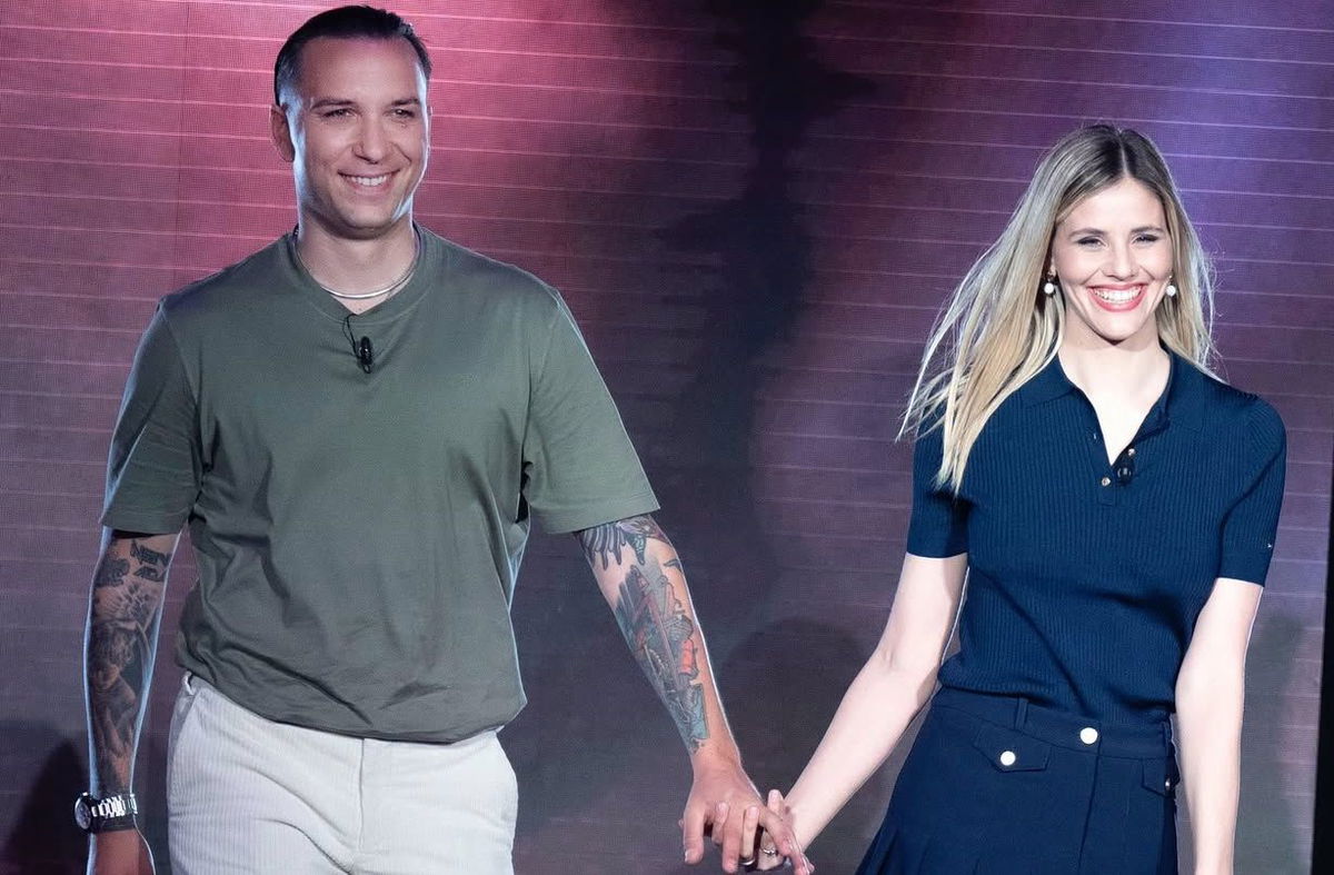 Mattia Briga e Arianna Montefiori ospiti a Verissimo parlano delle difficoltà ad avere un figlio: “Dovremo affrontare un percorso alternativo” article-post