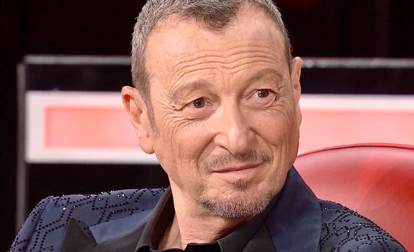 Amici 24, Amadeus svela come si trova nei panni di giudice: “Ho sempre trovato difficile scegliere, ma…” preview