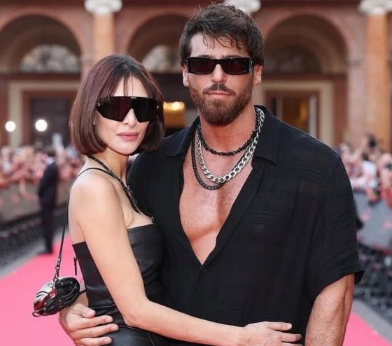 Can Yaman e Sara Bluma