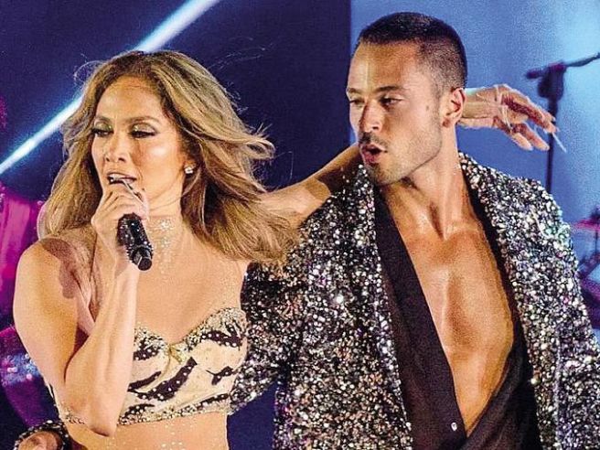 Jennifer Lopez pubblica un video del ballo hot con Giuseppe Giofrè nella sua pagina da 248 milioni di follower: fan impazziti article-post