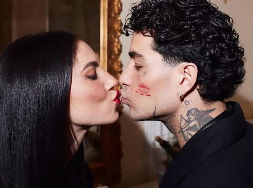 Tony Effe pubblica una foto con Giulia De Lellis e scatena le critiche del web: ecco perché preview