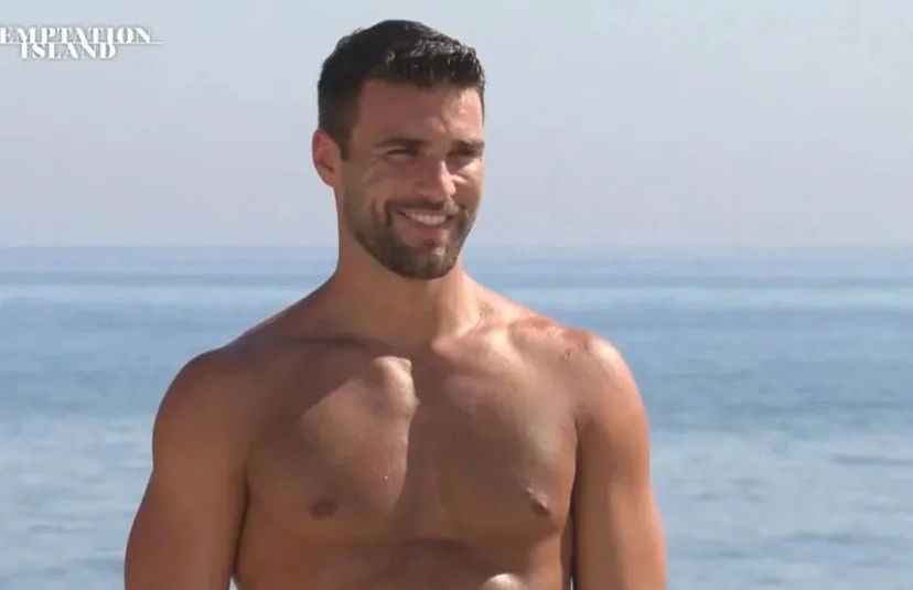 Temptation Island 13, il tentatore Flavio Ubirti prossimo tronista di Uomini e Donne? Secondo i rumor… preview